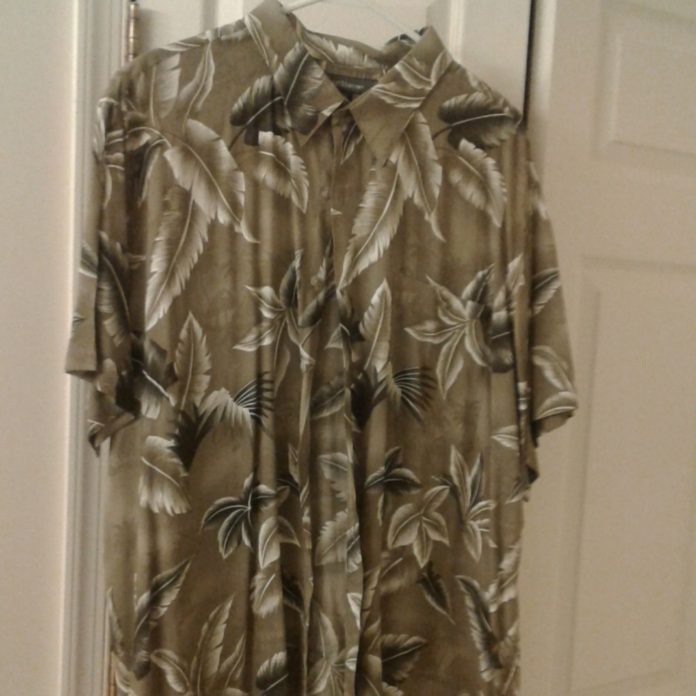 Mens button down dress shirt